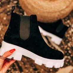 Rad Fashion The Maud Boots In Black (6-11) 16 Rad Fashion The Maud Boots In Black (6-11)