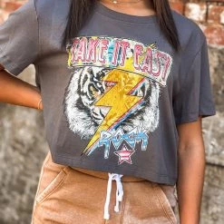Gypsy Waltz Batesville Take It Easy Crop Tee Clothing