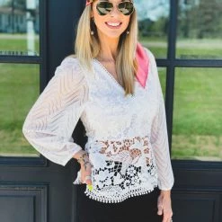 Gypsy Waltz Fulshear Topp In White - FINAL SALE Clearance