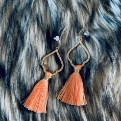 Gypsy Waltz Rio Vista Fringe Earrings In Peach