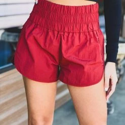 Gypsy Waltz Clothing Freeport Shorts In Maroon