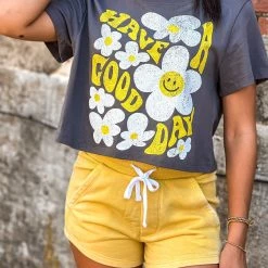 Gypsy Waltz Mobeetie Good Day Crop Tee