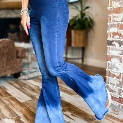 L&B Clearance The Lockhart Bells