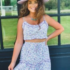 Gypsy Waltz Garland Two Piece Set In Lavender