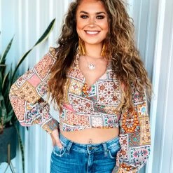 AKAIV The Batesville Top Clothing 34 AKAIV The Batesville Top Clothing