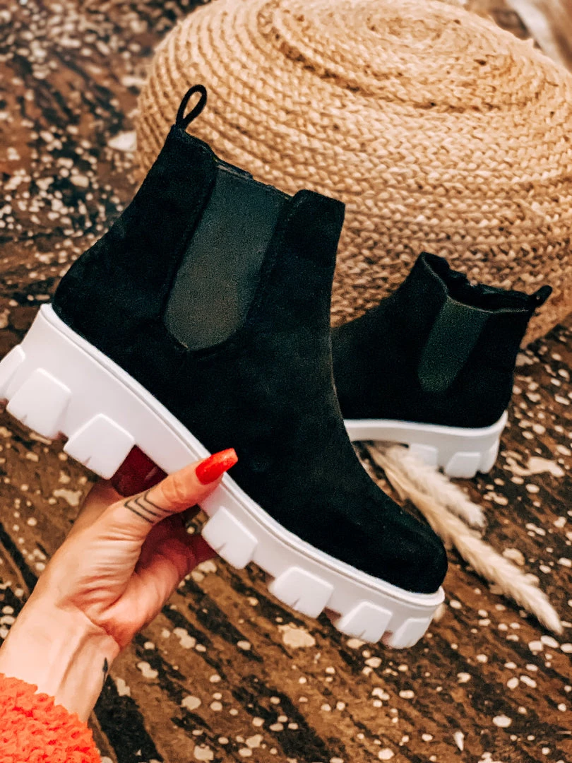 Rad Fashion The Maud Boots In Black (6-11) 7 Rad Fashion The Maud Boots In Black (6-11)