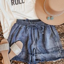 Easel The Waller Shorts Bottoms